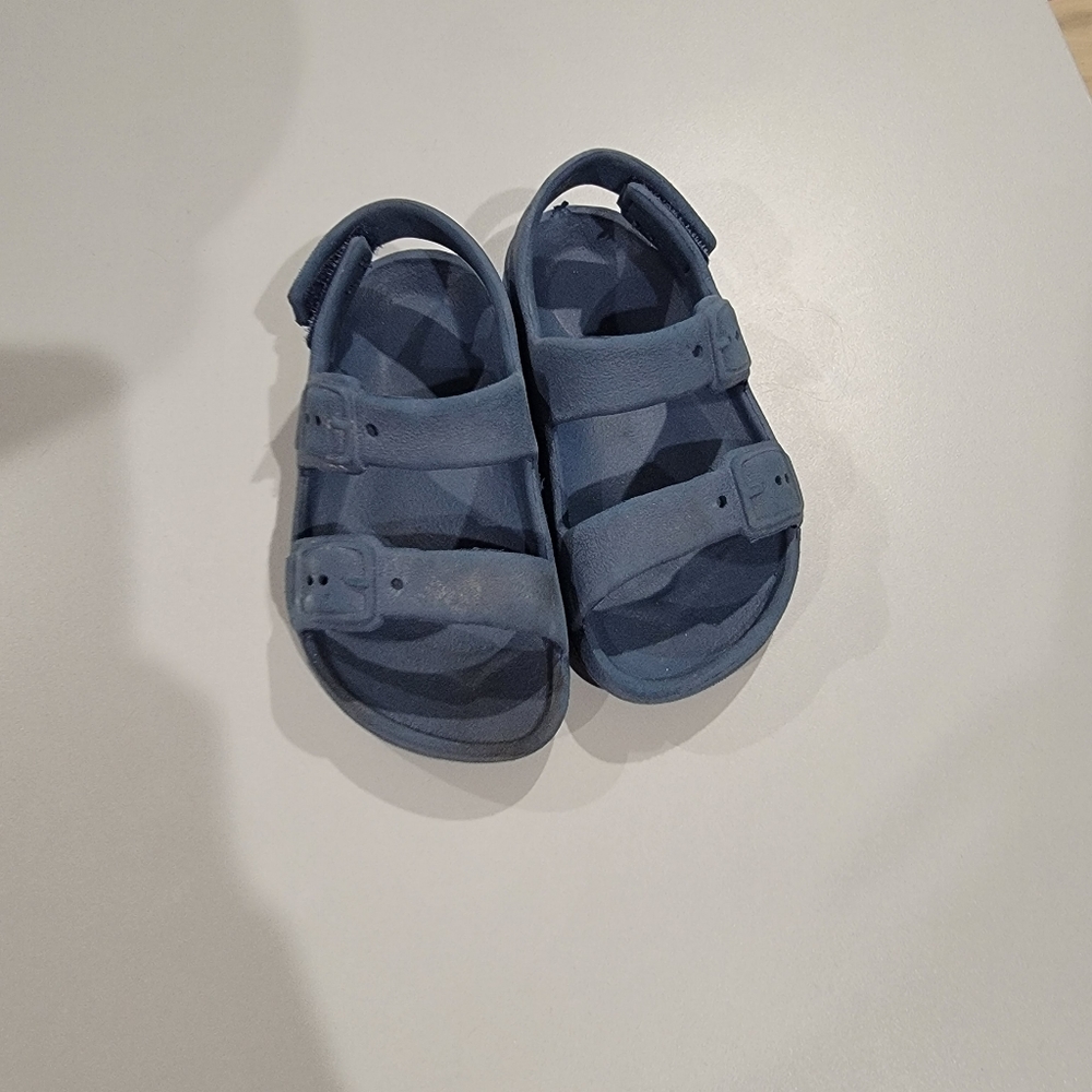 Rubber sandals